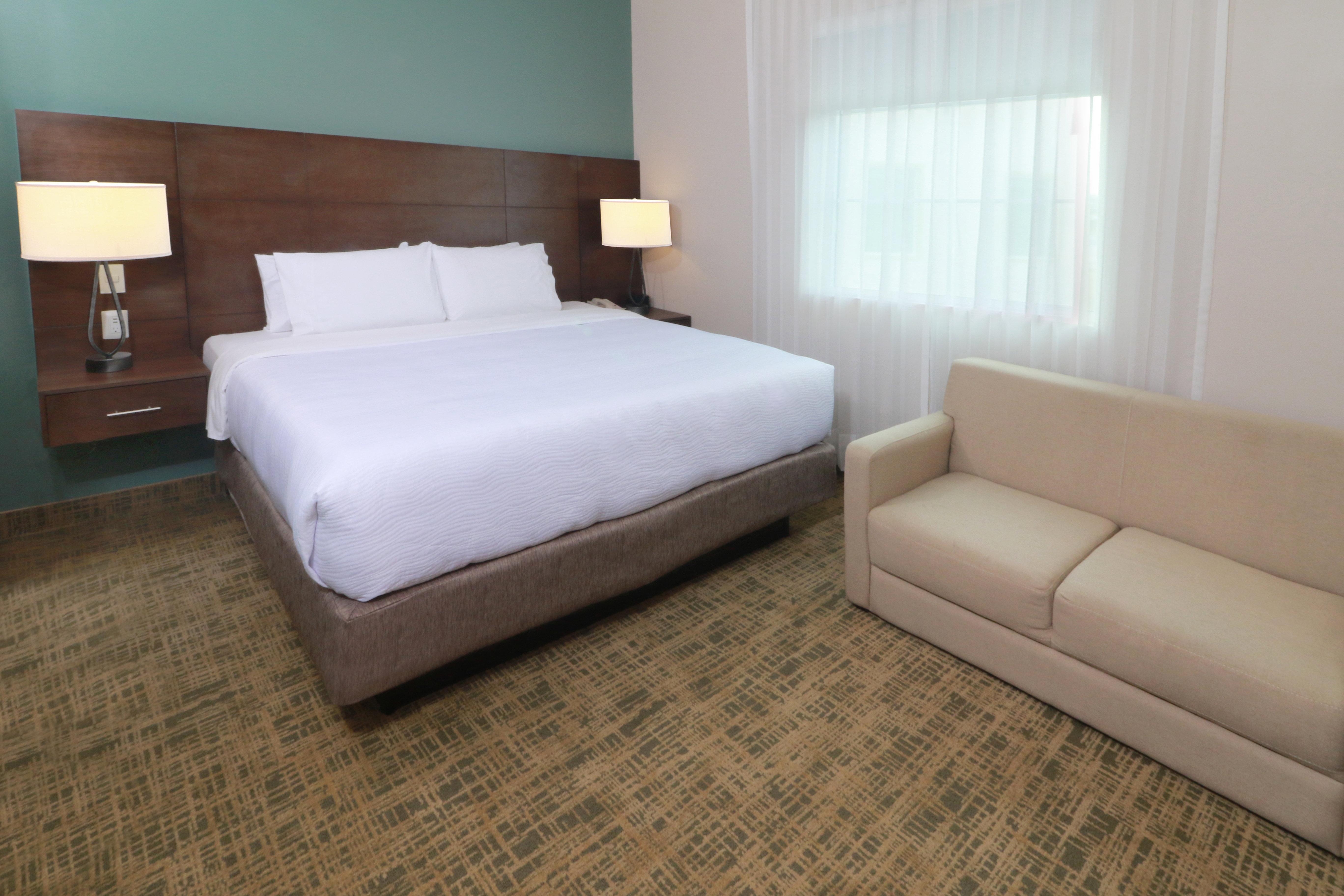 Staybridge Suites Queretaro, An Ihg Hotel Dış mekan fotoğraf